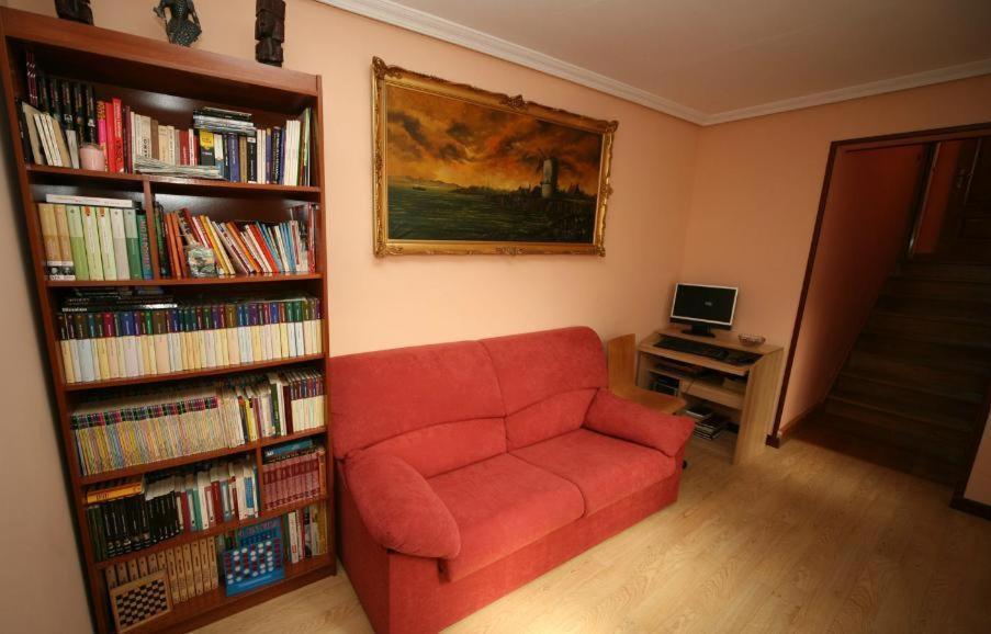 Hostal Ana Belen Madrid Luaran gambar